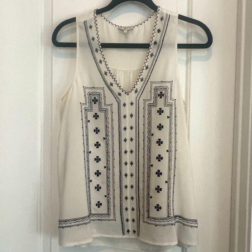 Joie 100% silk white tank top with black stitched embroidery